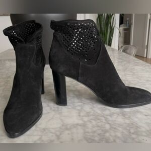 Black suede DVF boots with mesh trim new no box NWT Size 10